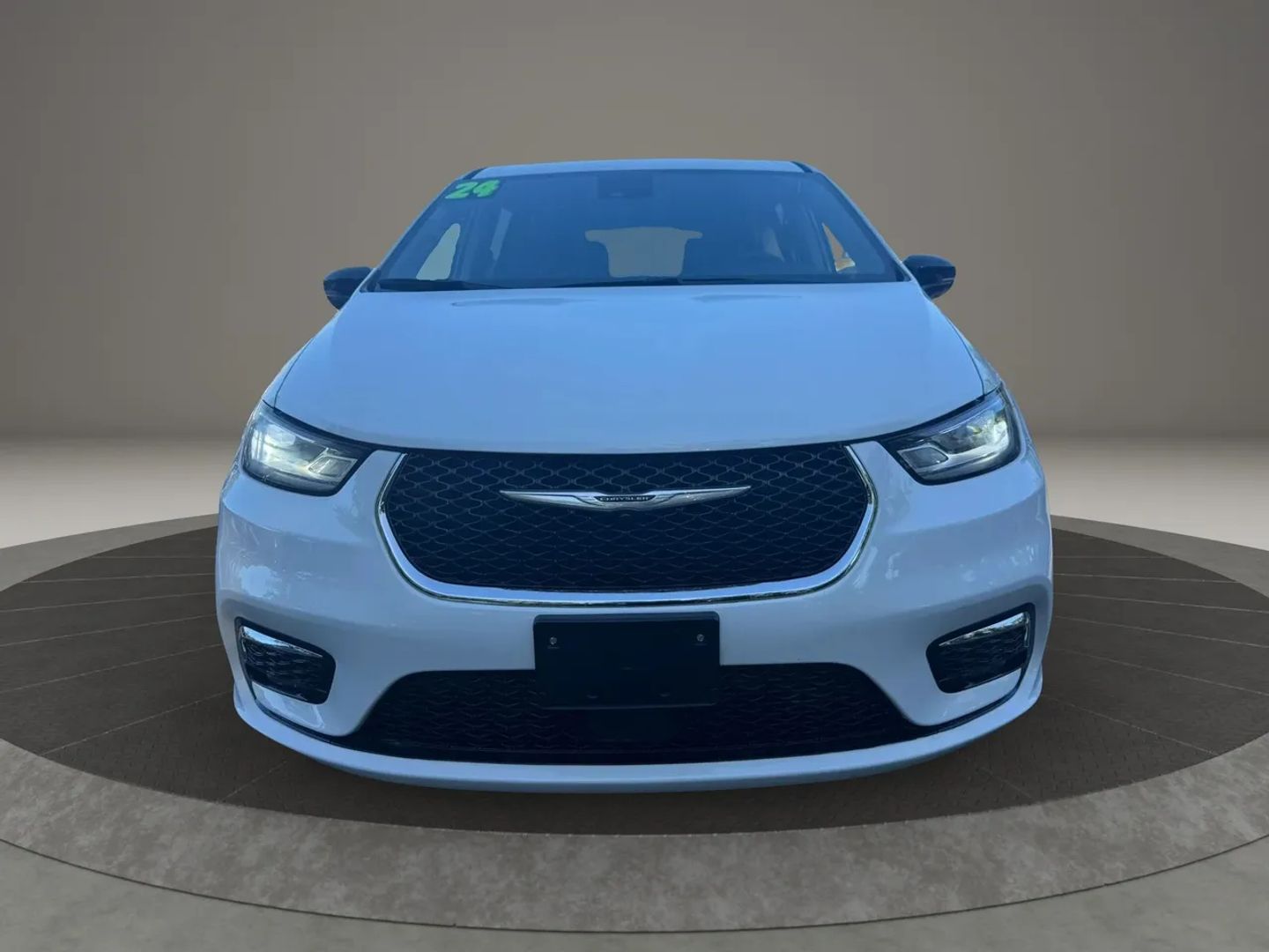 chrysler pacifica phev 2024 2C4RC1S73RR158270 image chrysler pacifica phev 2024 2C4RC1S73RR158270 image